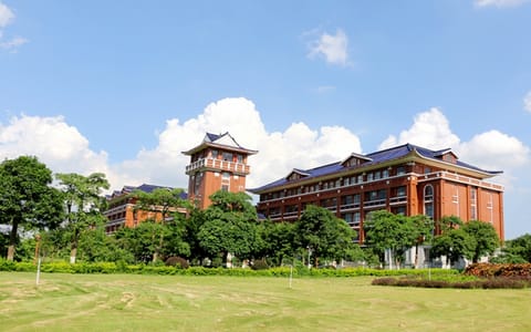 南方医科大学·顺德校区春华堂（教学楼）