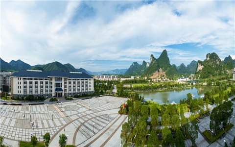 桂林电子科技大学·全景3