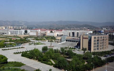 内蒙古财经大学·校园俯瞰图