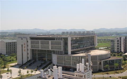 广西科技师范学院·图书馆