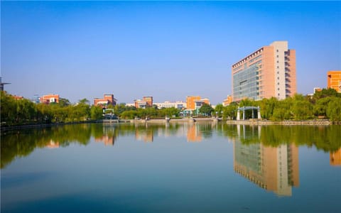 中国计量大学现代科技学院·教学楼1
