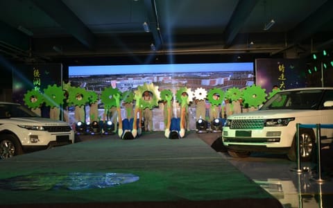 长春汽车职业技术大学·学生舞蹈作品《车随想》