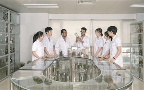 海南医科大学·中药标本馆