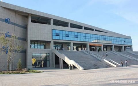 长春电子科技学院·图书馆