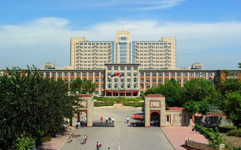 河北工业大学·工大初春