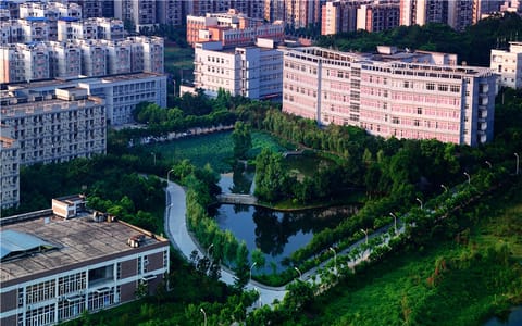 重庆对外经贸学院·校园一角