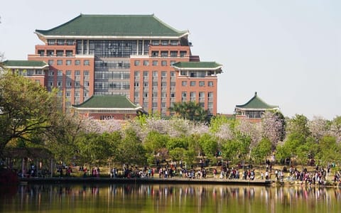 华南农业大学·初春