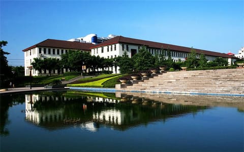 重庆医科大学·校园湖