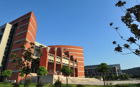 淮南师范学院·80c967de-ab26-4663-a