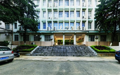 百色学院·多功能楼