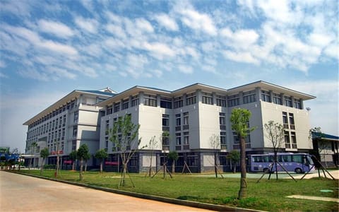 湖北中医药大学·教学楼