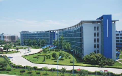 电子科技大学成都学院·校园风光
