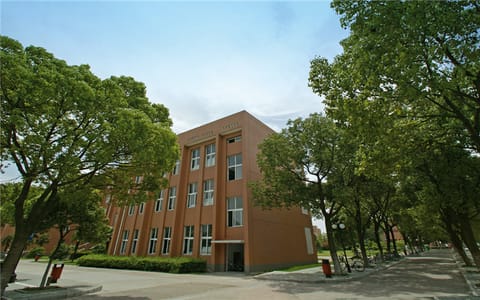 宁波大学科学技术学院·教学楼1