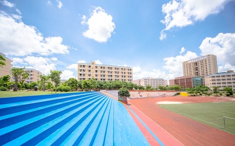 湛江科技学院·麻章校区操场
