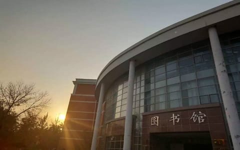 北京科技大学天津学院·校园风光9