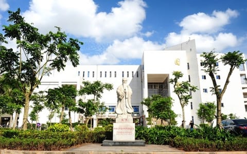 海南大学·图书馆