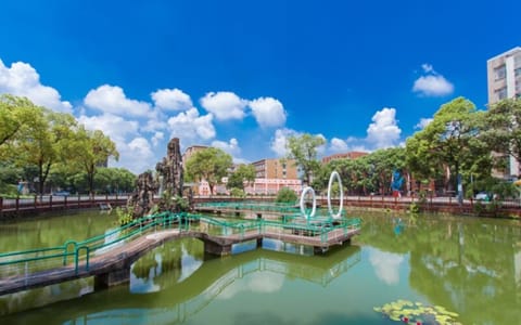 长江大学·东校区东门