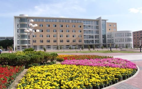 内蒙古工业大学·新二教学楼