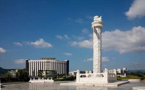 温州大学·华表