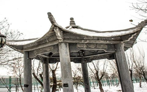 山西晋中理工学院·凉亭