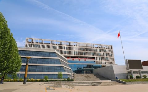 山西工程科技职业大学·图书馆