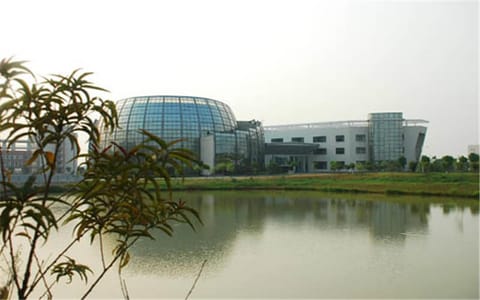 武汉纺织大学·图书馆