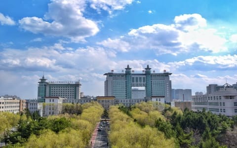 长春理工大学·科技大厦远景