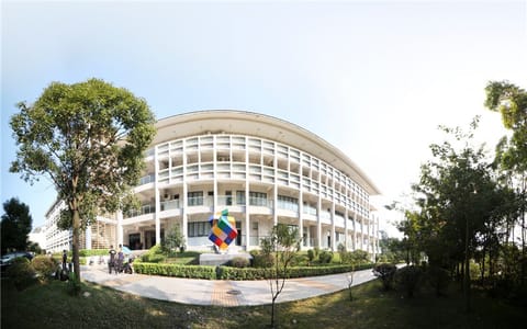 广东轻工职业技术大学·魔方