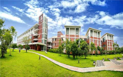 武汉城市学院·教学楼