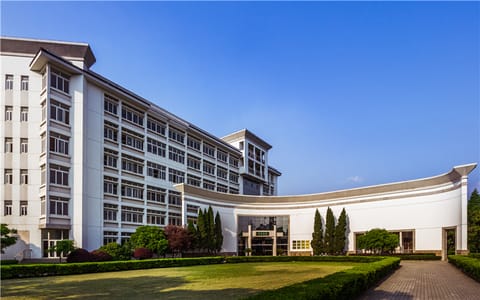 苏州科技大学·蓝天和楼