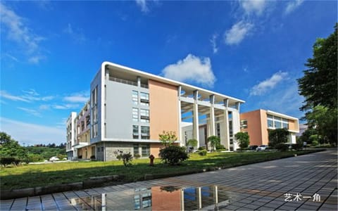 华东交通大学·艺术一角