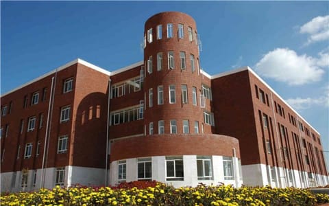 昆明理工大学津桥学院·校园风光1