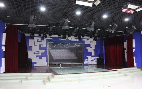 商丘师范学院·18传媒学院多功能演播实训室