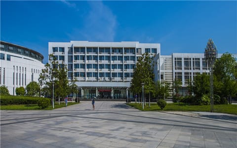 湖北大学知行学院·知远楼
