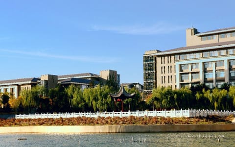 山西中医药大学·水天一色2