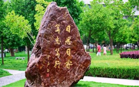 湖北大学·校园一角2