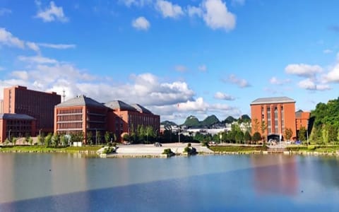 贵州大学·全景