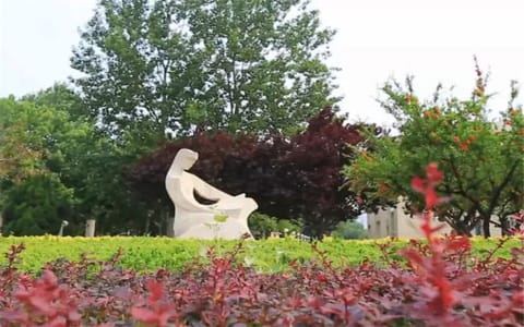 山东石油化工学院·校园风光5