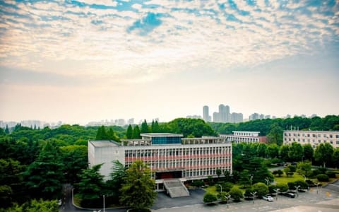 华中农业大学·远景