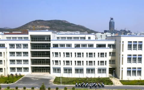 大连医科大学中山学院·第一教学楼